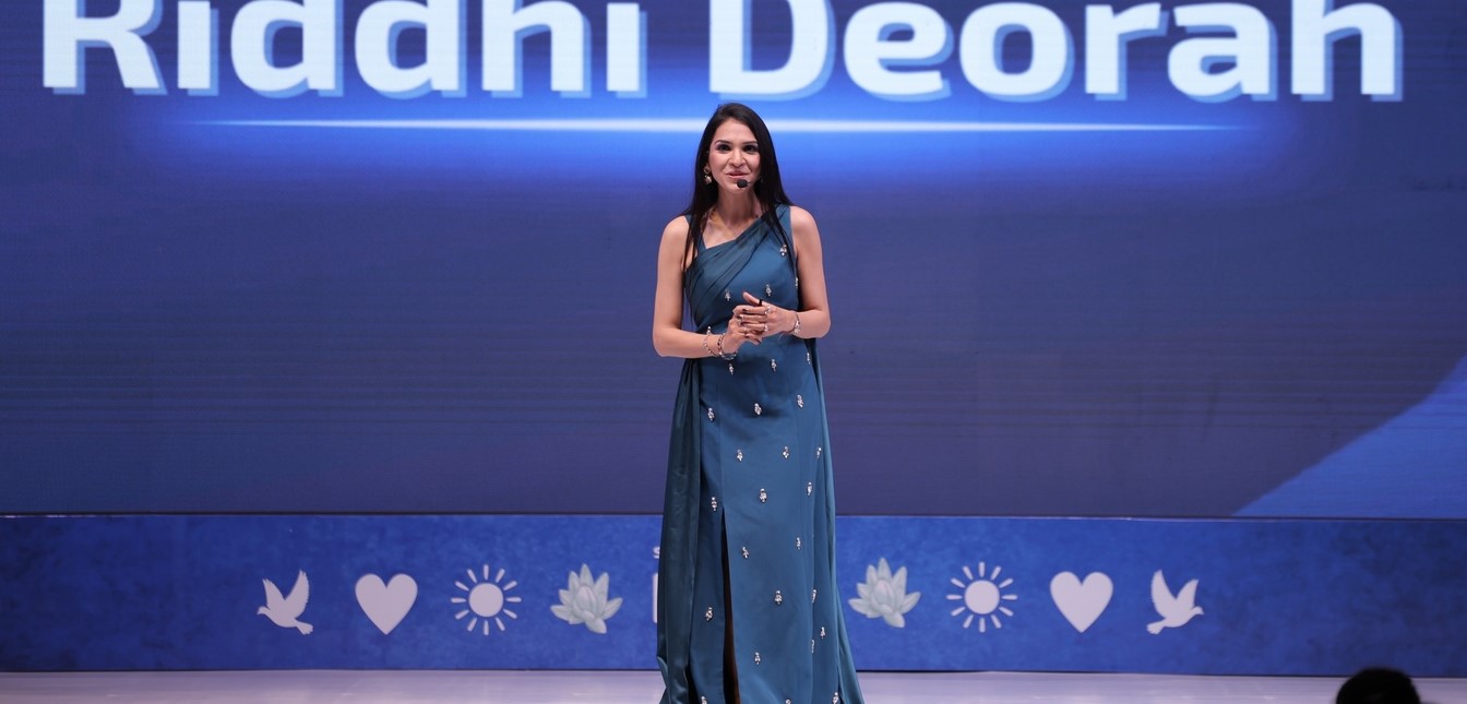 Riddhi on stage at the Delhi Supermom Retreat